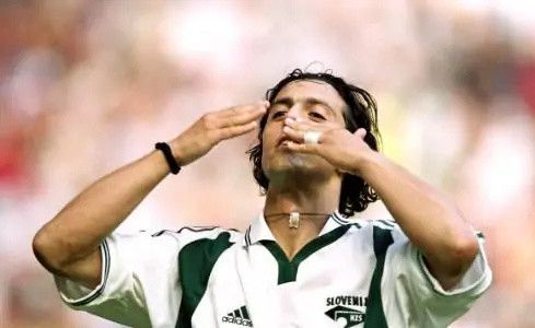 西西大胆啪啪